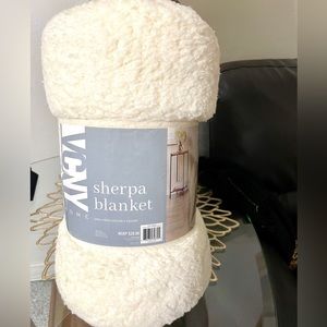 Sherpa blanket brand new